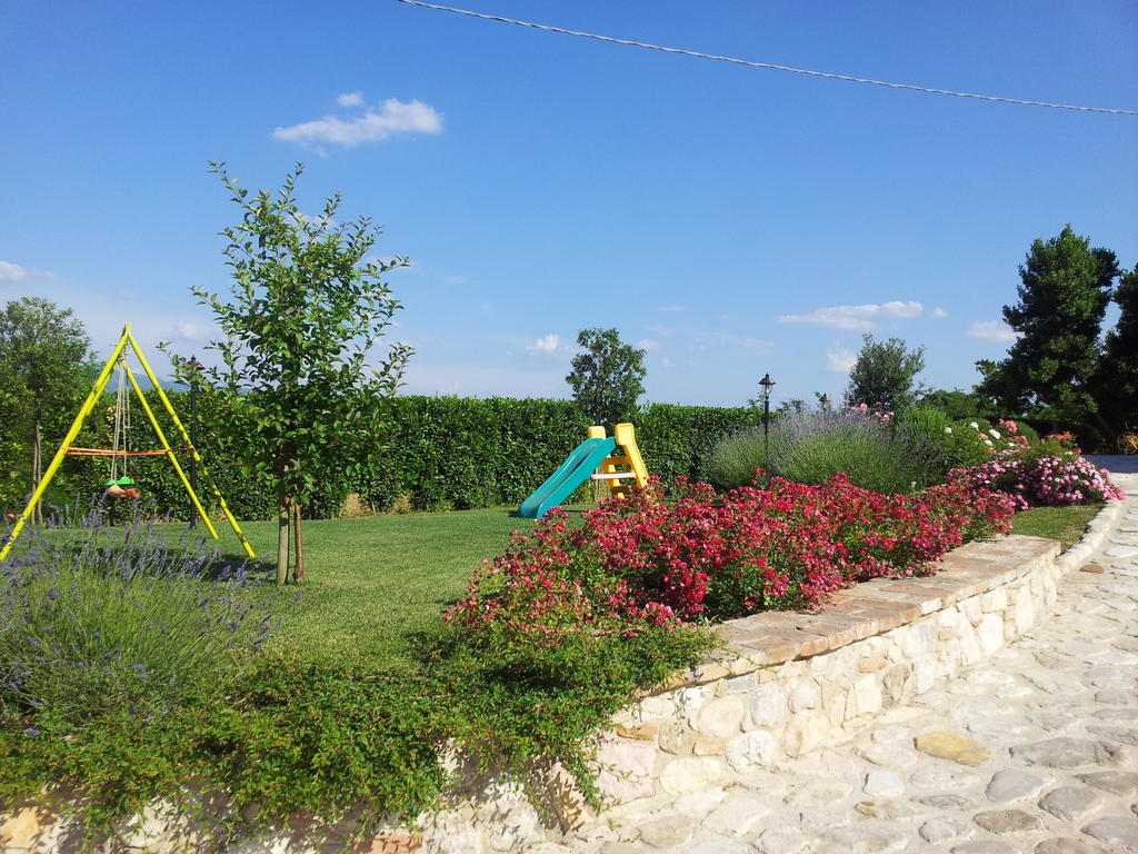 Agriturismo La Torraccia تودي المظهر الخارجي الصورة